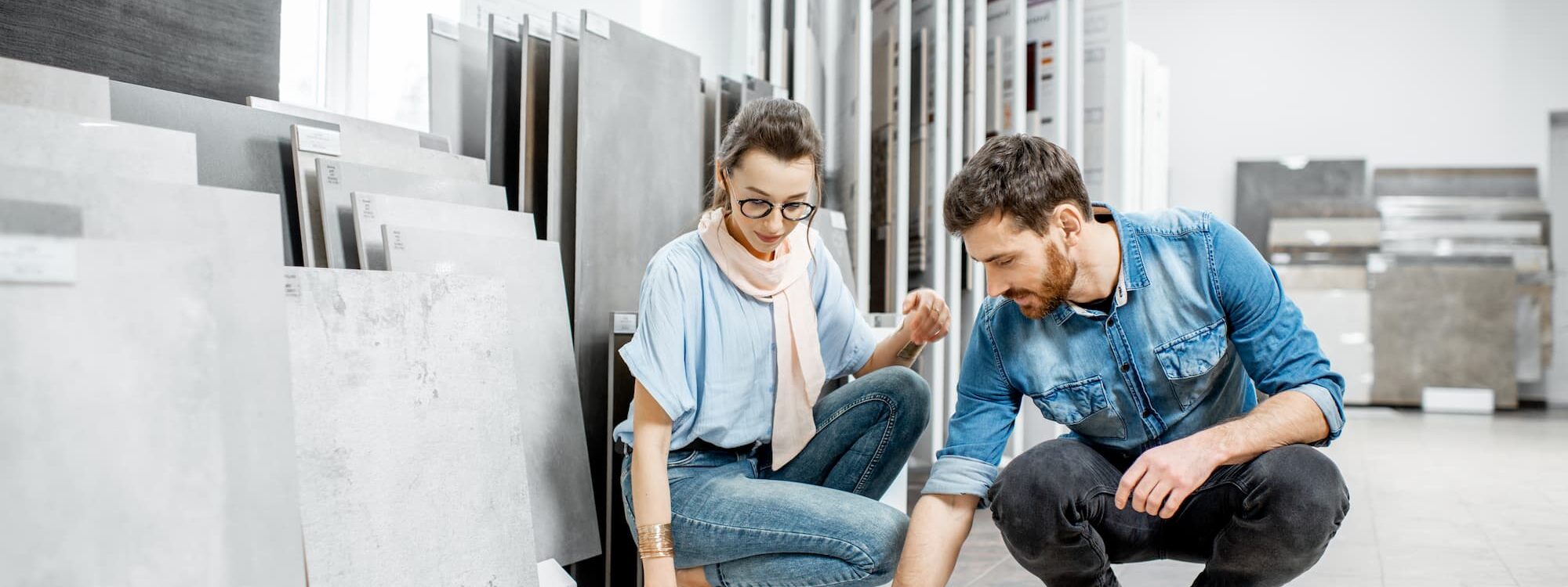 Pourquoi opter pour un carrelage uniforme du sol au plafond dans votre salle de bain ? Saint-Louis