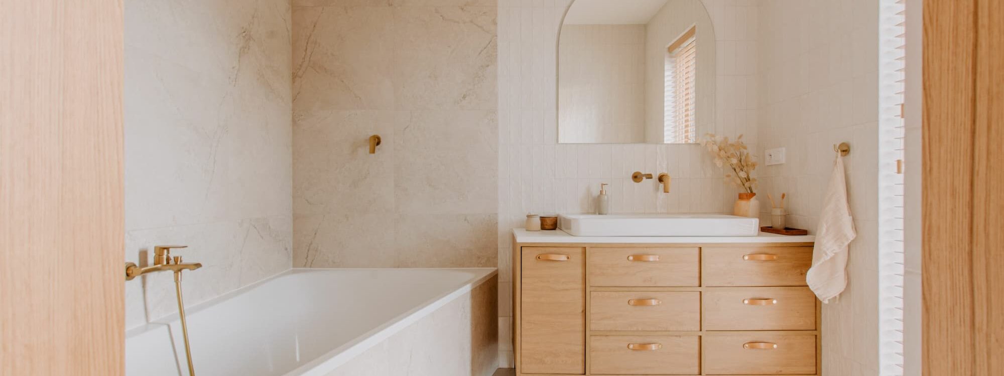 Quels meubles multifonctions choisir pour une salle de bain de petite taille ? Guebwiller